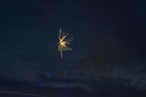 Japan- Tag Düsseldorf- Feuerwerk am Rheinufer