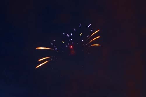 Japan- Tag Düsseldorf- Feuerwerk am Rheinufer