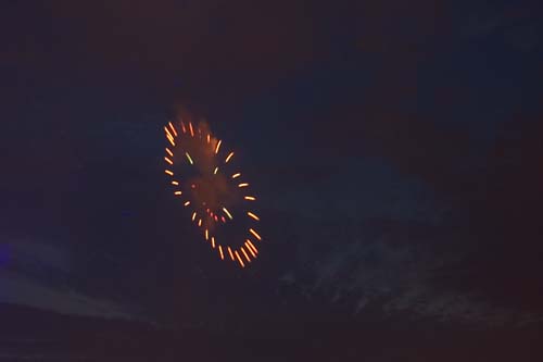 Japan- Tag Düsseldorf- Feuerwerk am Rheinufer